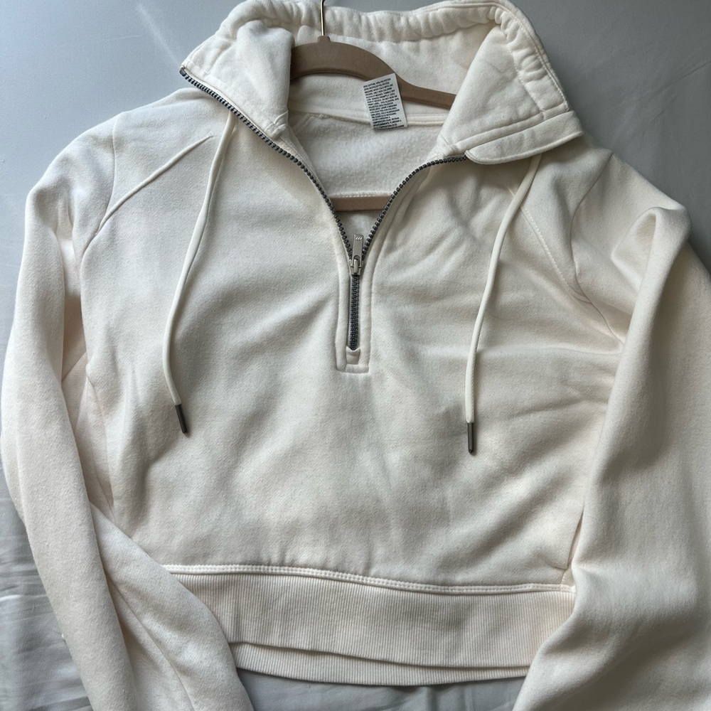 Cropped Target Quarter Zip Jacket XS